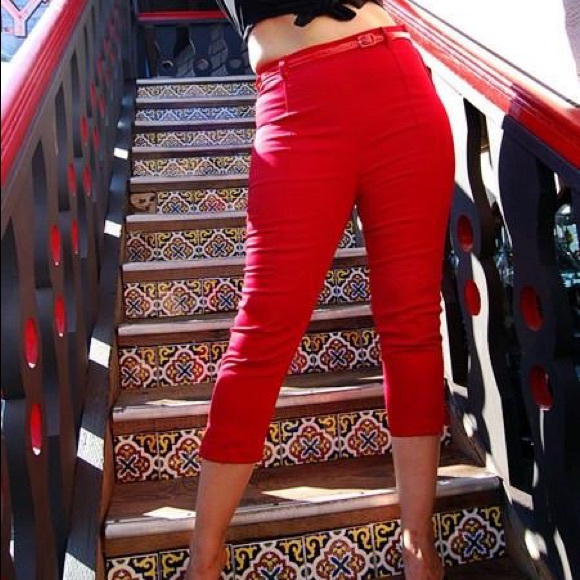 Red Capris - Picture 3 of 4
